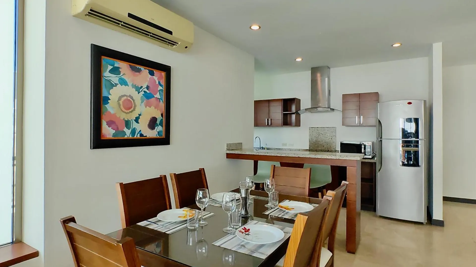 Klem By Bookiing Guys Riviera Apartment Playa del Carmen Mexico